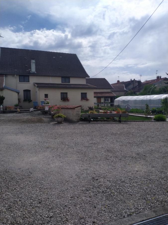 A La Maison Du Bonheur Lanty-sur-Aube Luaran gambar